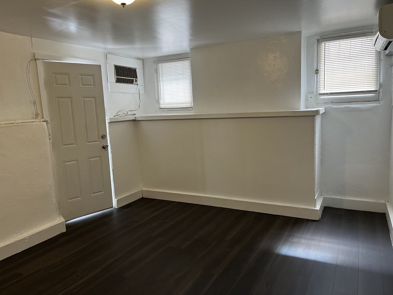 117 High St Ne - Photo 3 of 23