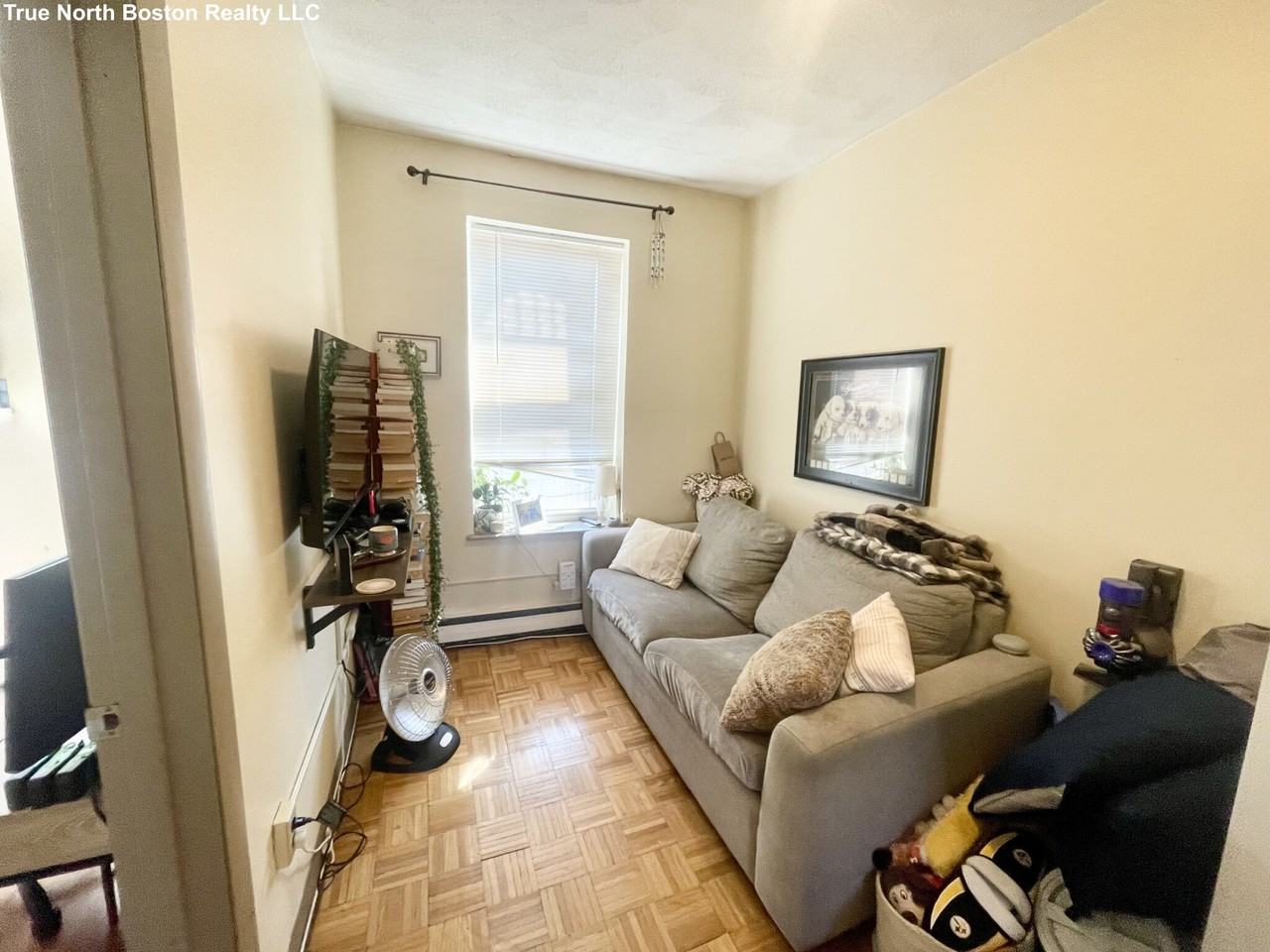 2 Michelangelo St #3 - Photo 2 of 13