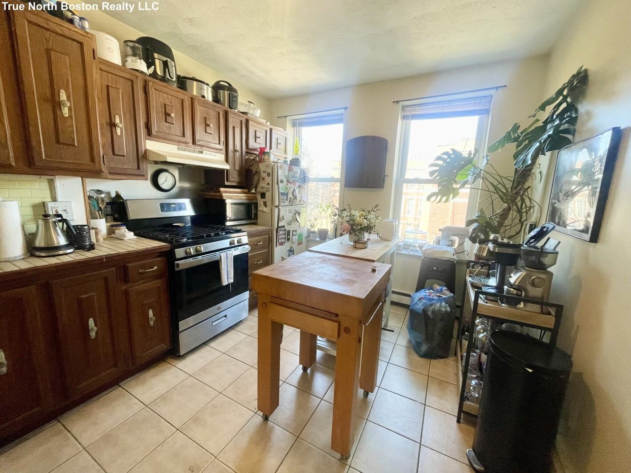 2 Michelangelo St #3 - Photo 7 of 13