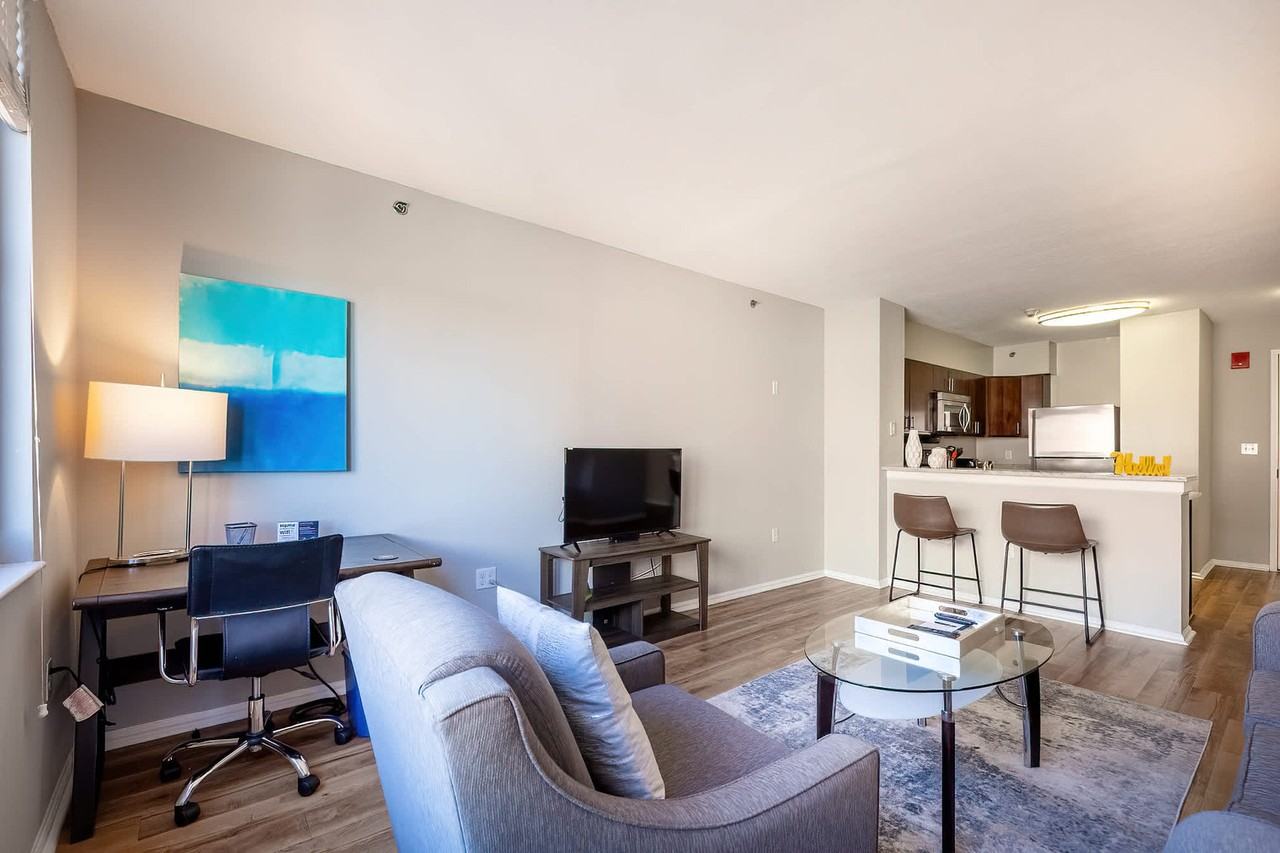 25 Bank St #1050395P - Photo 5 of 16