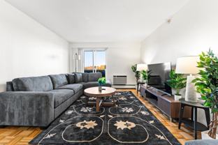 175 Freeman St - Photo 1 of 1