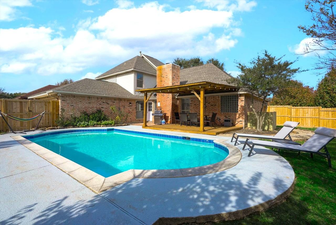 516 Maywood Ln #1056401P - Photo 5 of 38