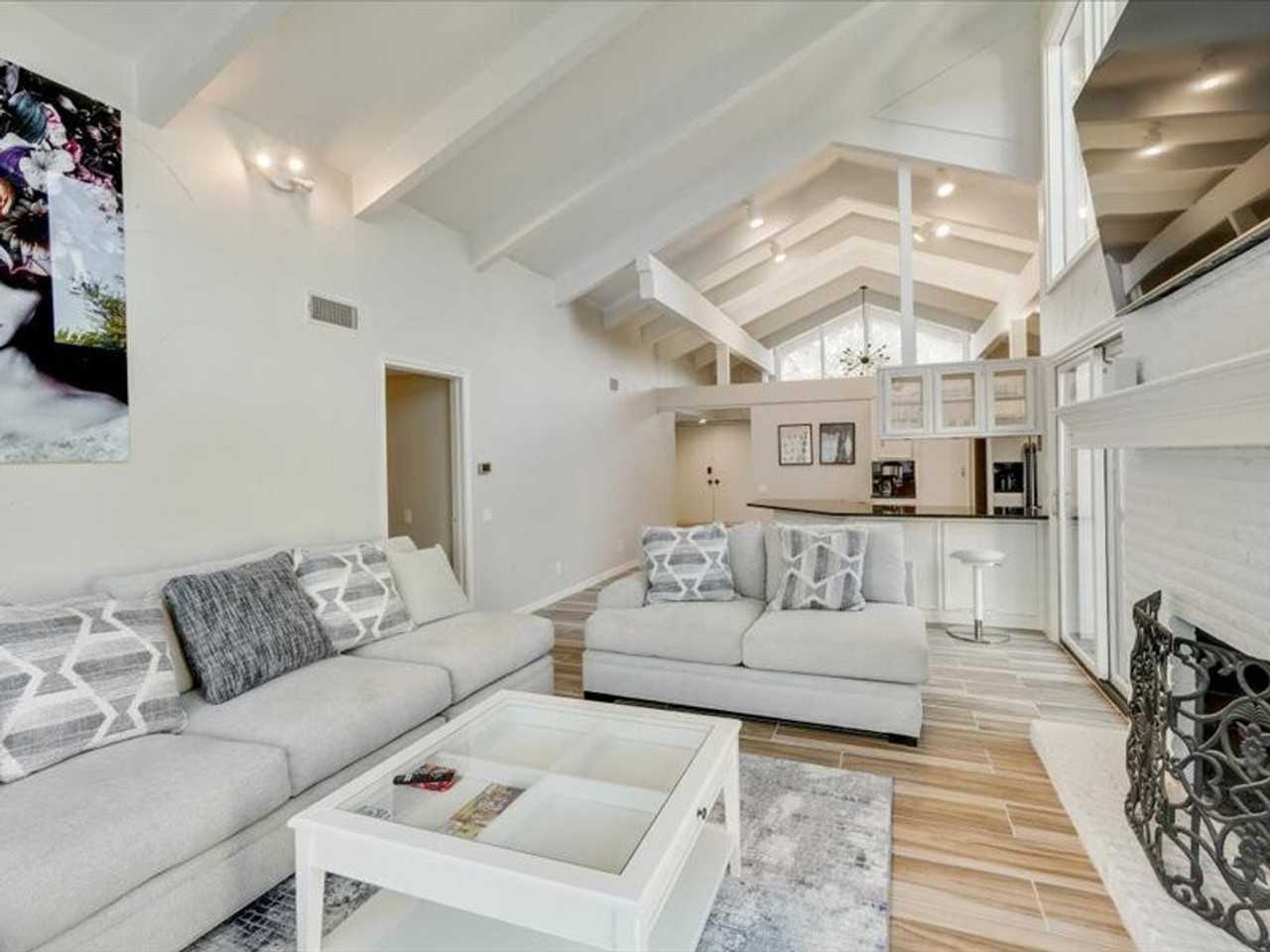 610 W Northgate Dr #1056405P - Photo 2 of 50