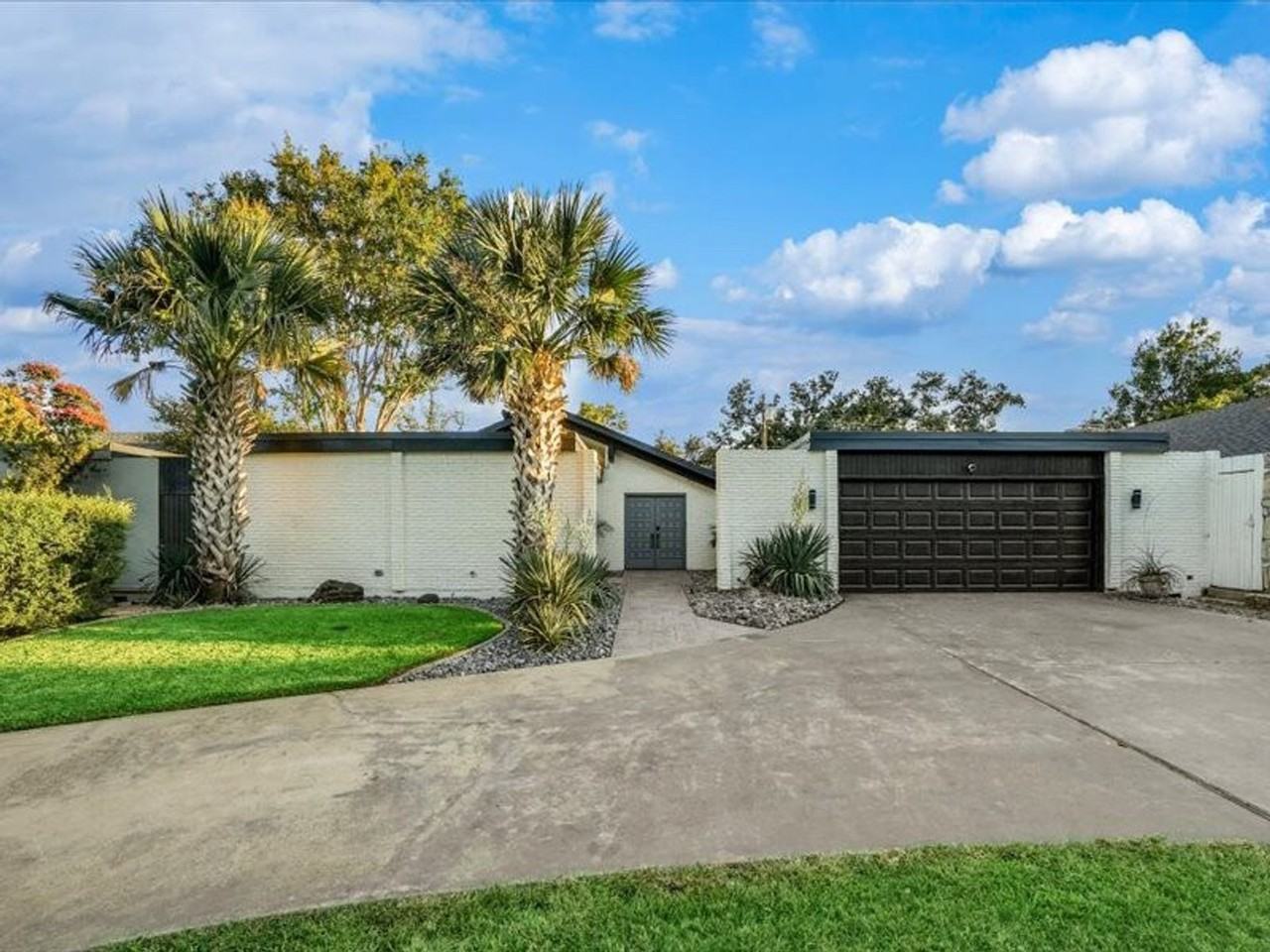 610 W Northgate Dr #1056405P - Photo 7 of 50