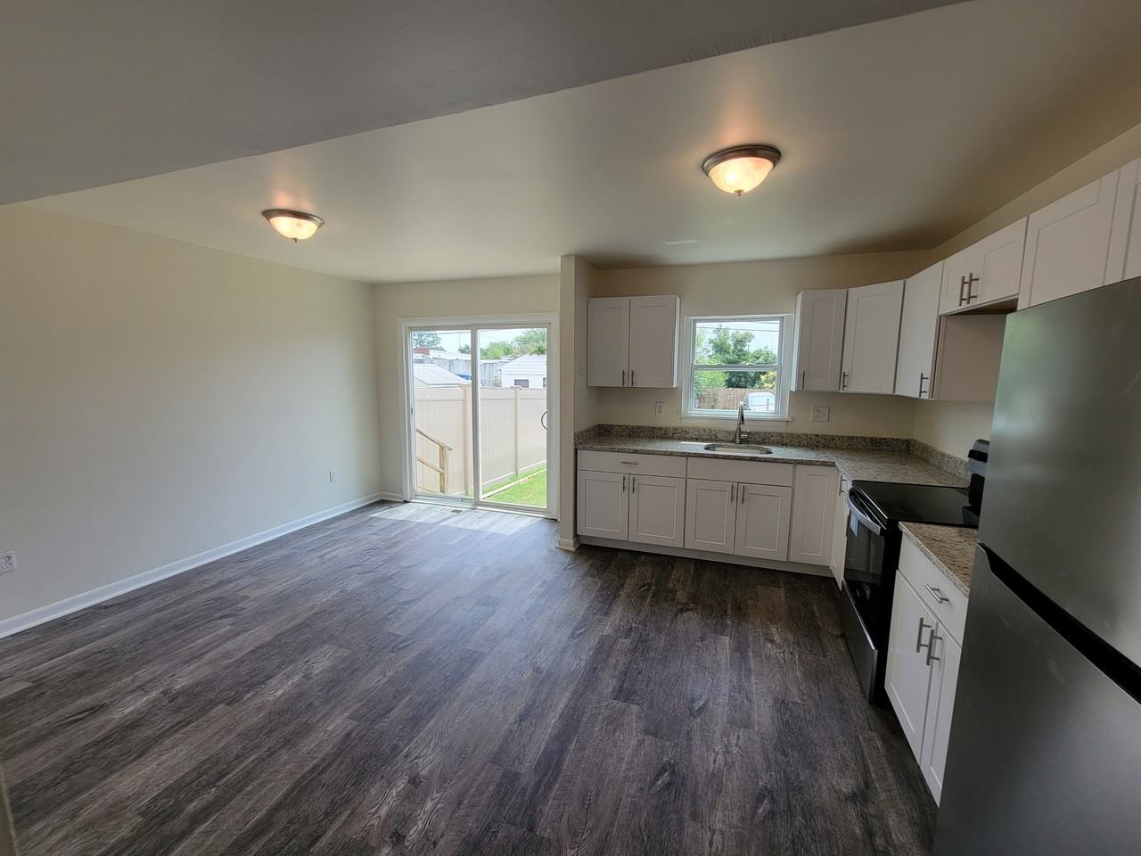 6525 Parnell Ave #1 - Photo 3 of 29