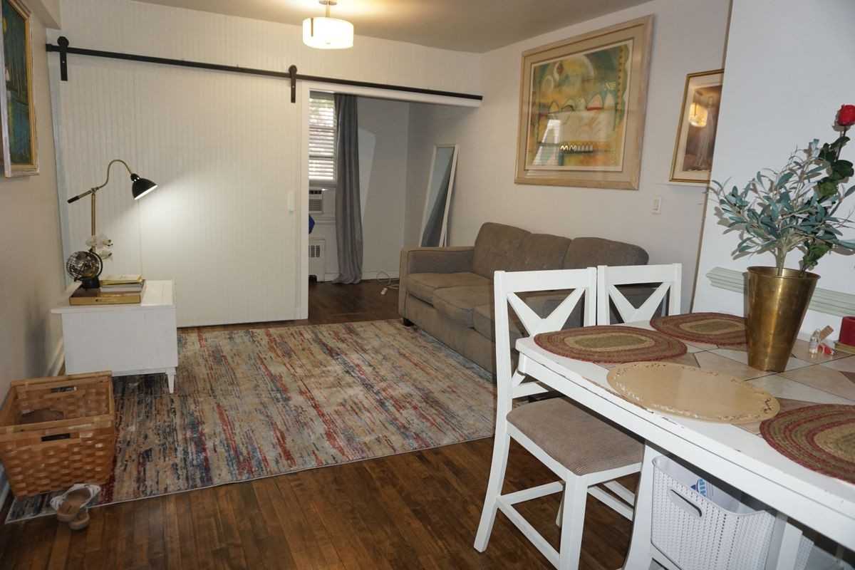 33 Winchester Ave ##1a - Photo 2 of 7