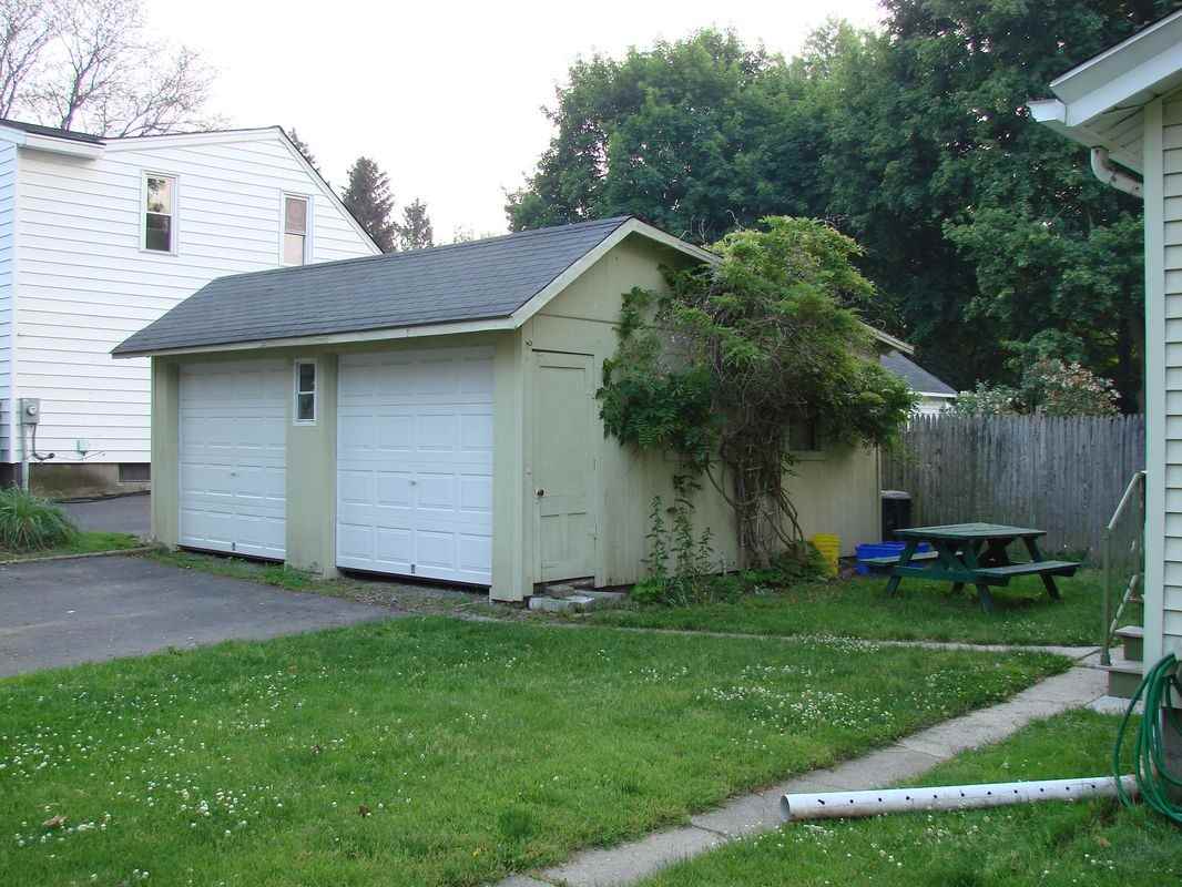 73 Roselawn Ave - Photo 2 of 16