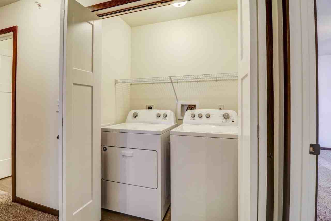 Village Estates Apartment Community - Photo 5 of 25