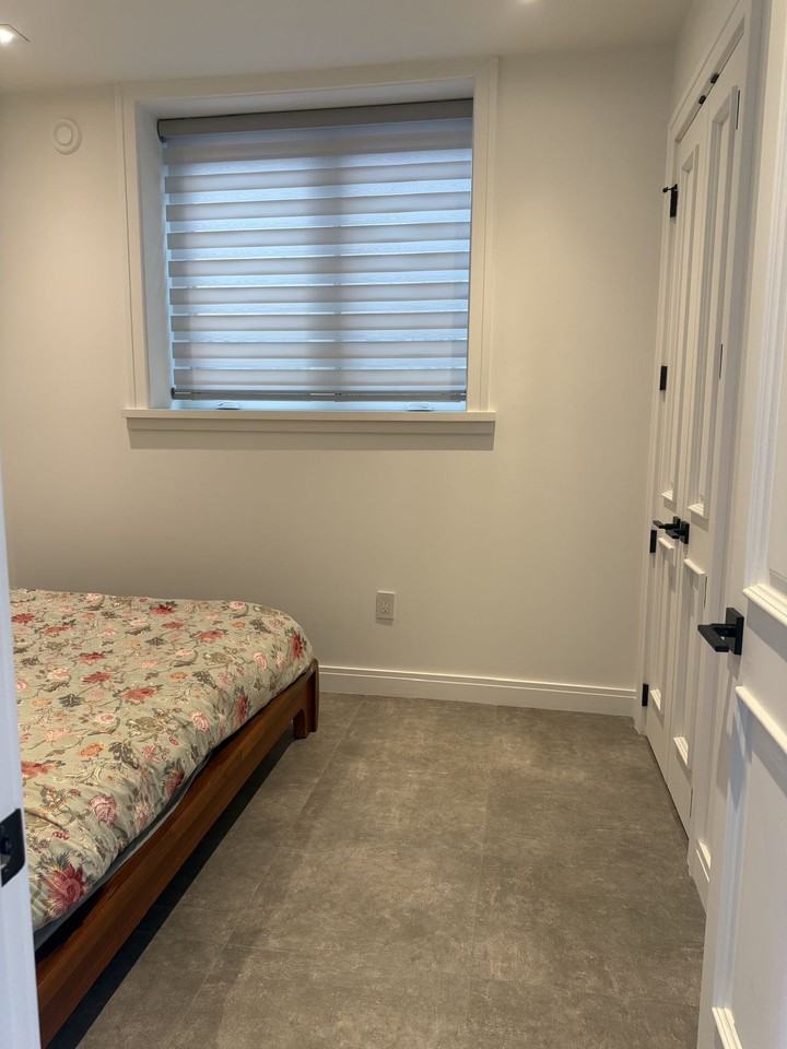5790 Hudson Street - Photo 5 of 5