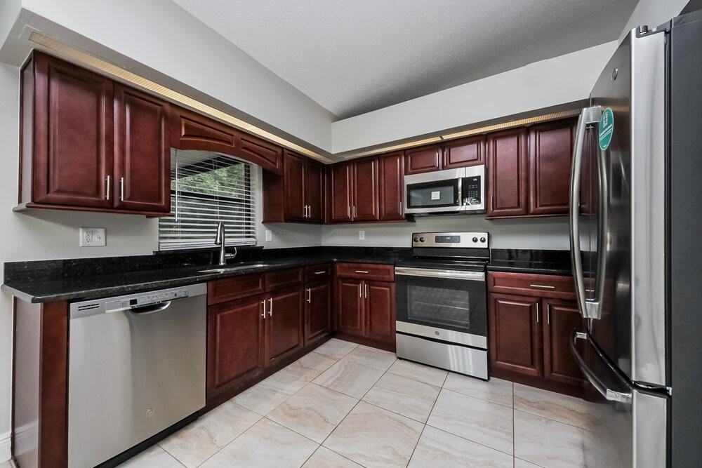 794 Del Prado Dr - Photo 7 of 16