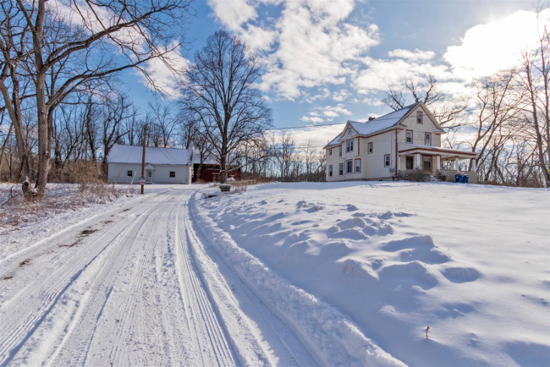 5102 Route 9g - Photo 2 of 8