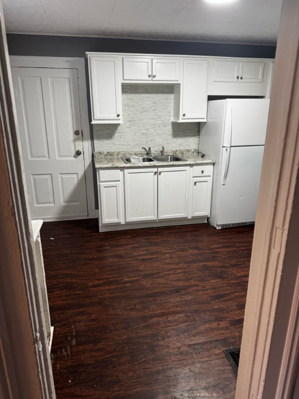 257 Villa, Elgin, Il - Photo 2 of 9