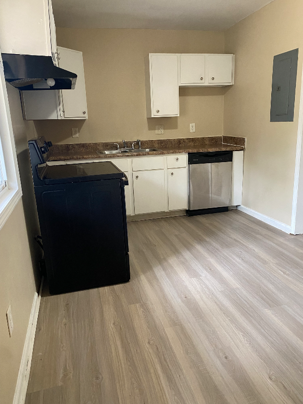 1627 Line Cir #4 - Photo 6 of 10