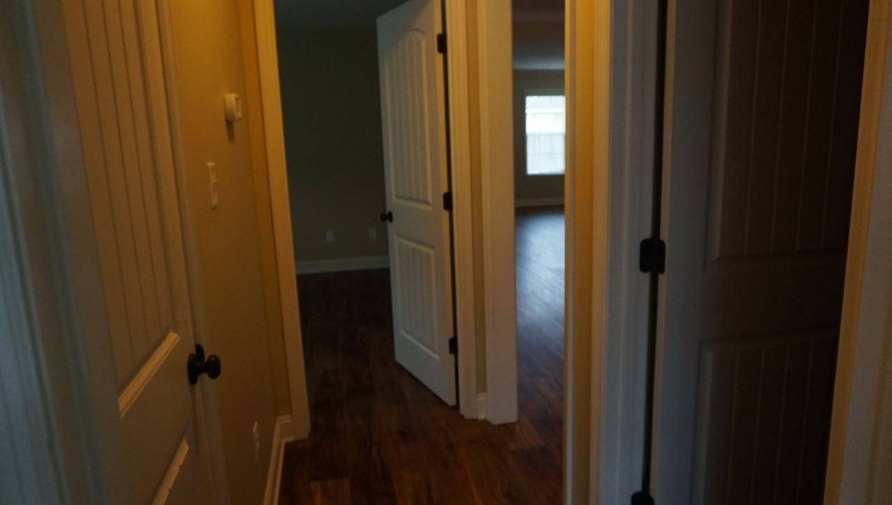 3915 Sierra Ct - Photo 6 of 22