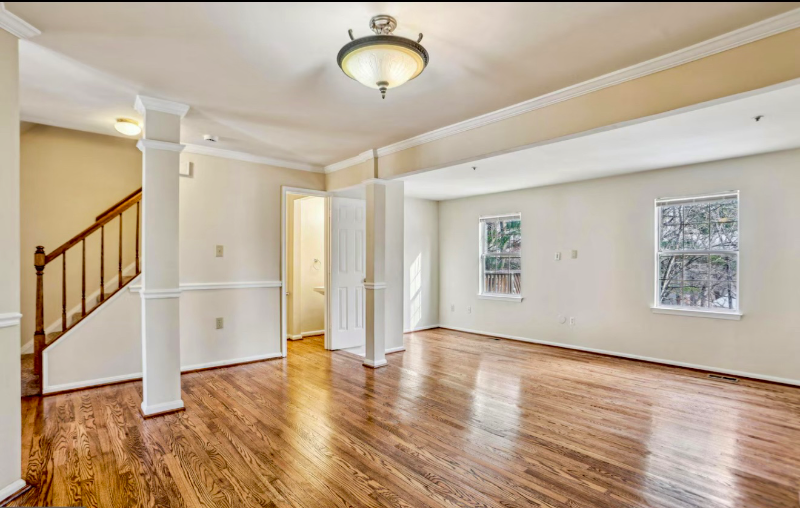 12404 Old Colony Dr - Photo 3 of 16