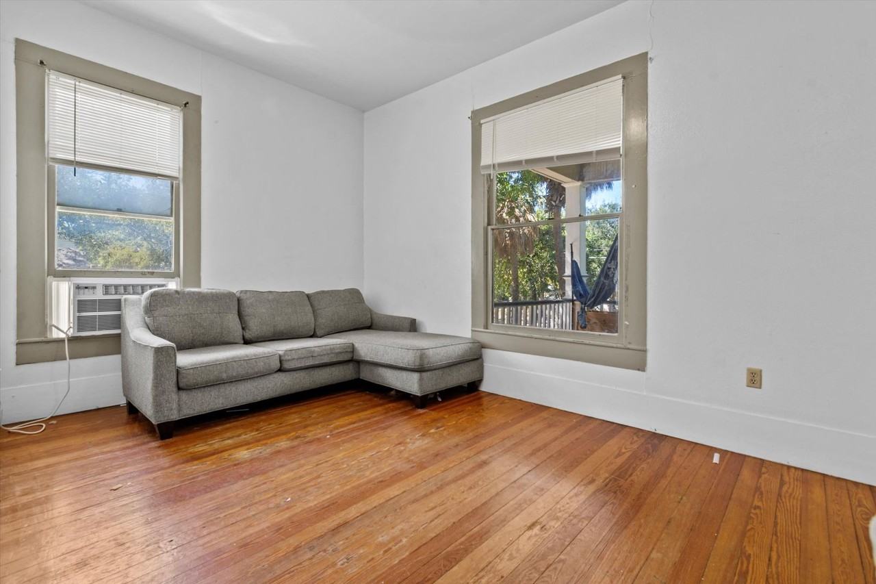 WSA-527 - Photo 4 of 24