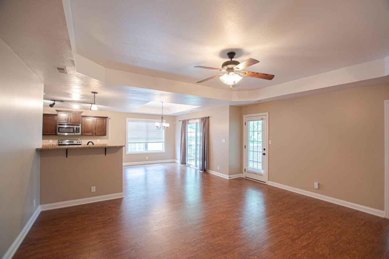 2228 Killington Dr - Photo 6 of 19