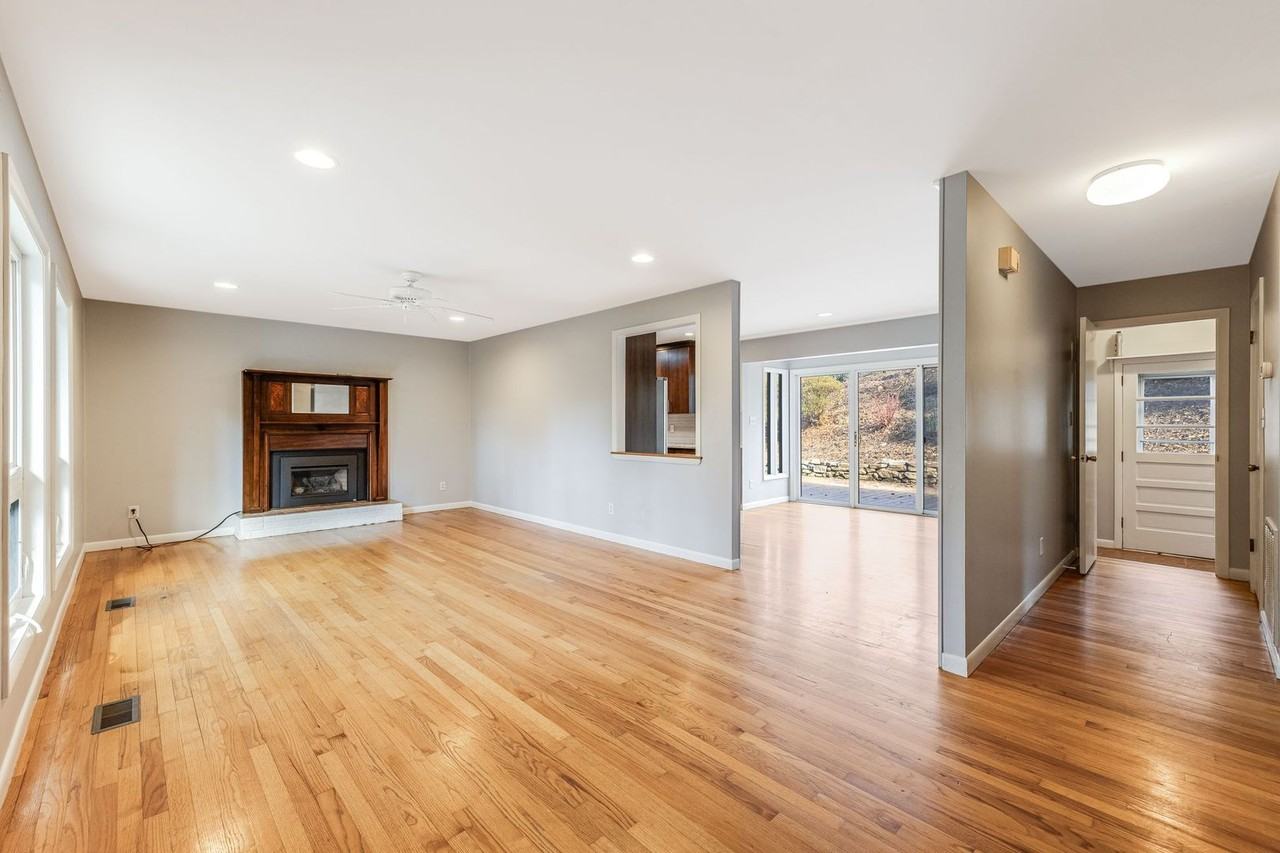 18 Fern Glade Rd - Photo 6 of 29