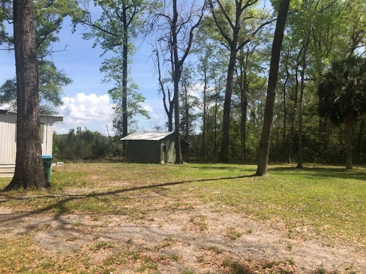 165 Sam Smith Cir - Photo 2 of 9
