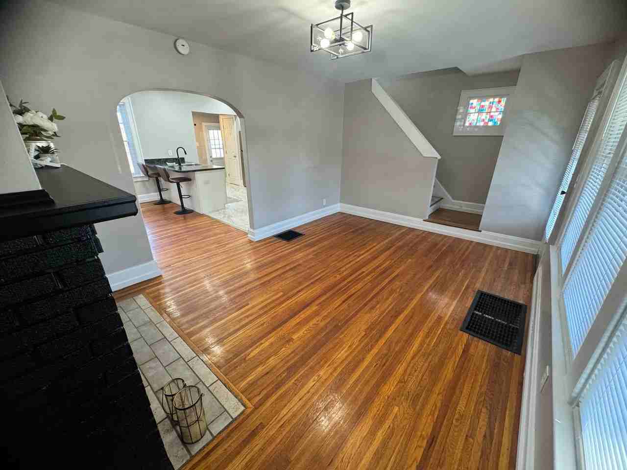 426 Stewart Ave - Photo 6 of 50