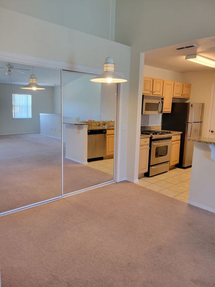 212 Cape Cod Dr - Photo 6 of 18