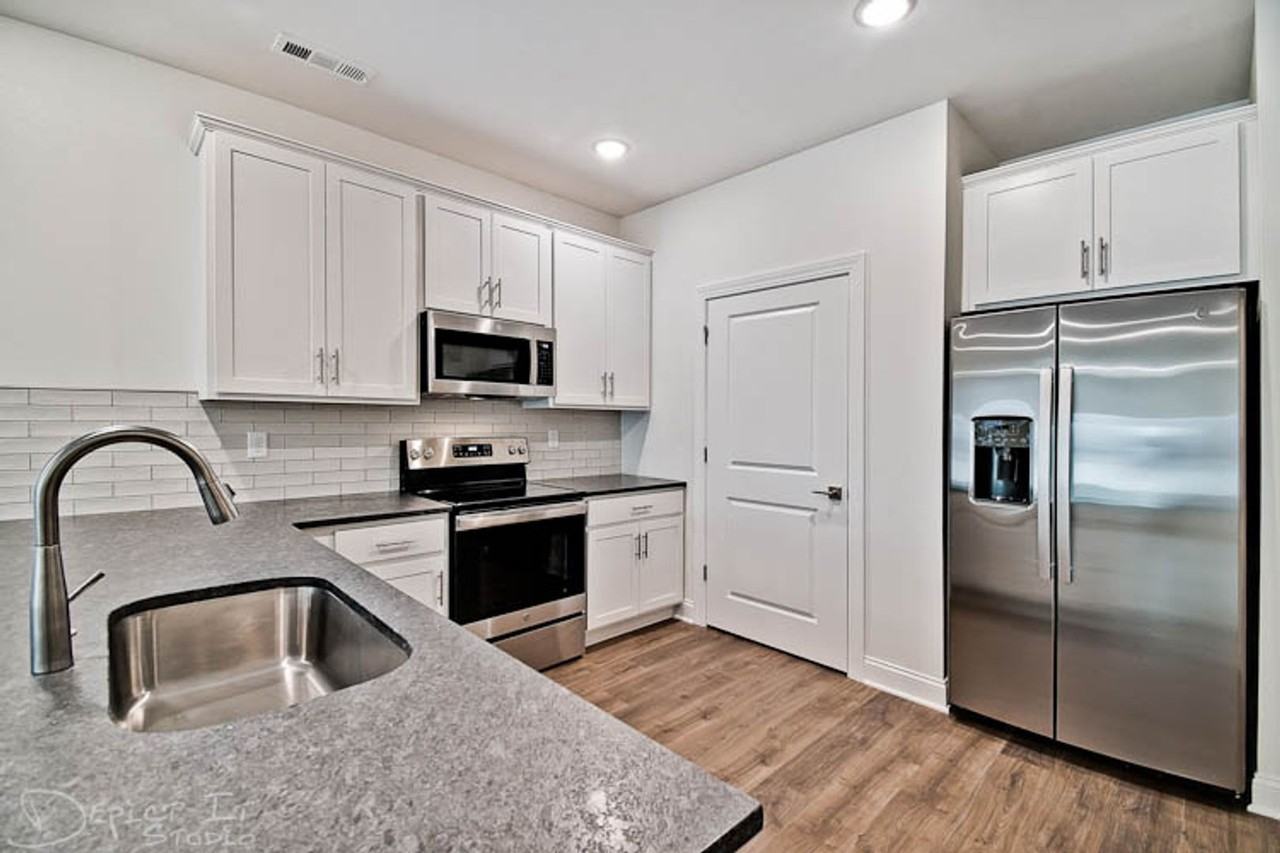 312 Turnberry Court - Photo 5 of 17