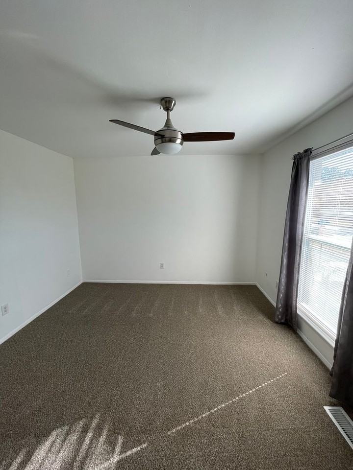 1632 Corprew Avenue - Photo 7 of 11