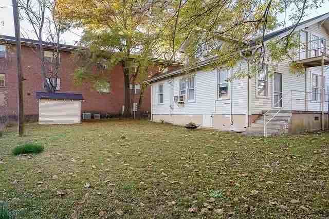 135 Gilbert Ct - Photo 7 of 20