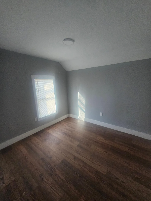 3259 W 48th St #D - Photo 7 of 8