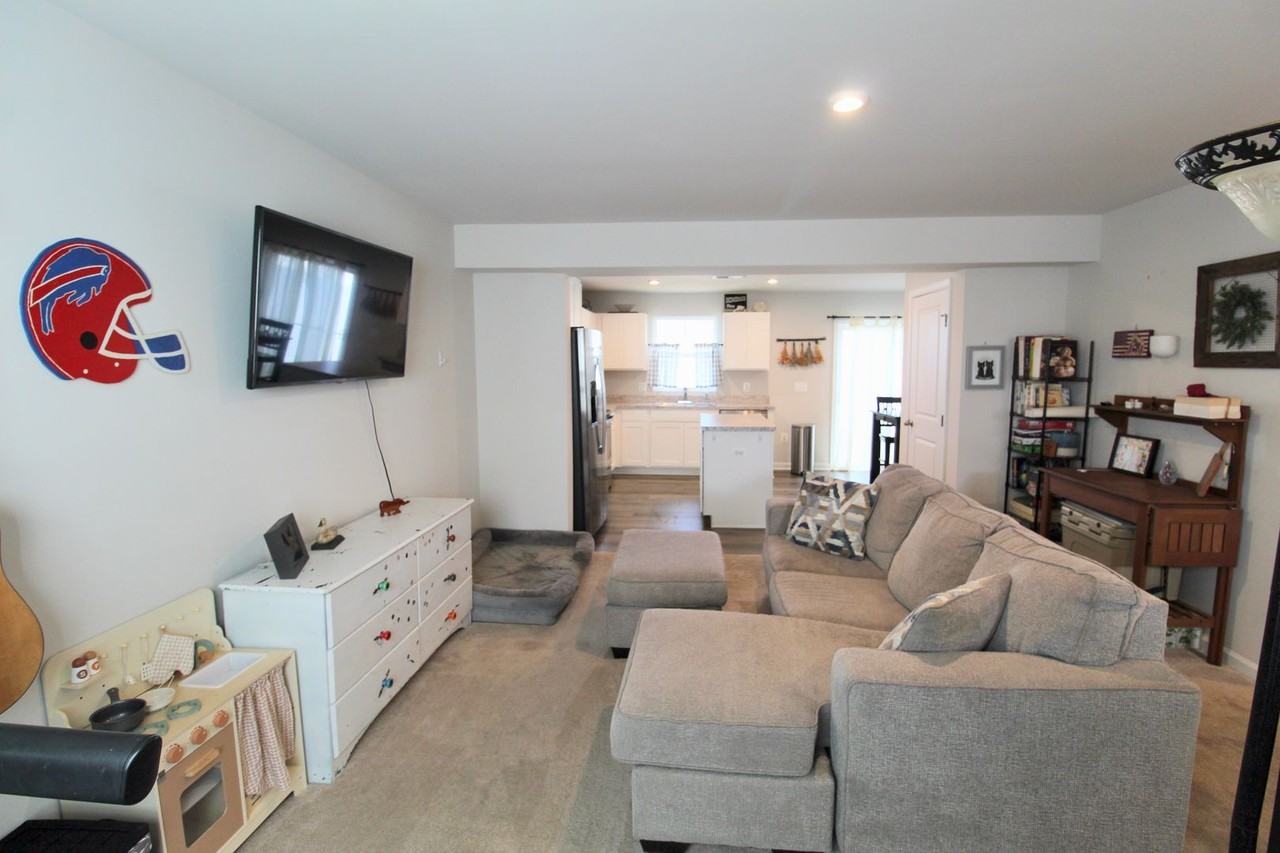 783 Carson Cir - Photo 6 of 28