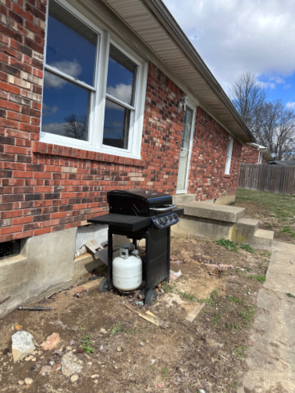 110 Carolina Ave - Photo 2 of 16