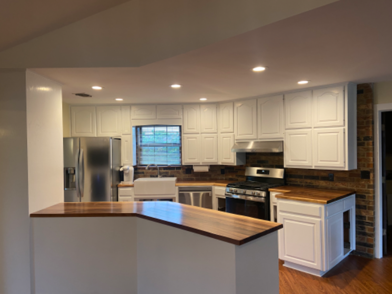 232 W Louella Dr - Photo 2 of 9