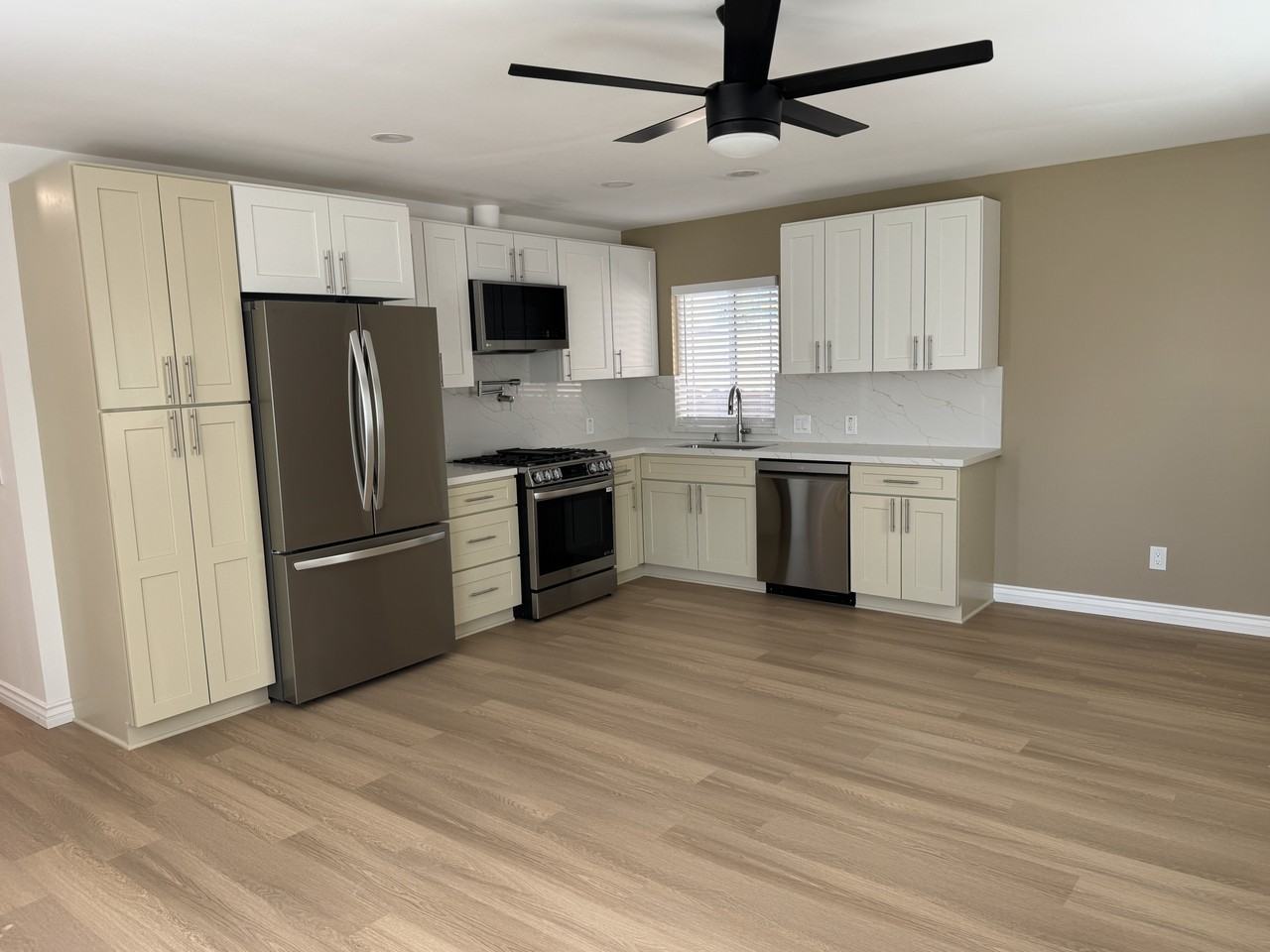 3118 Joy St #NA - Photo 2 of 27