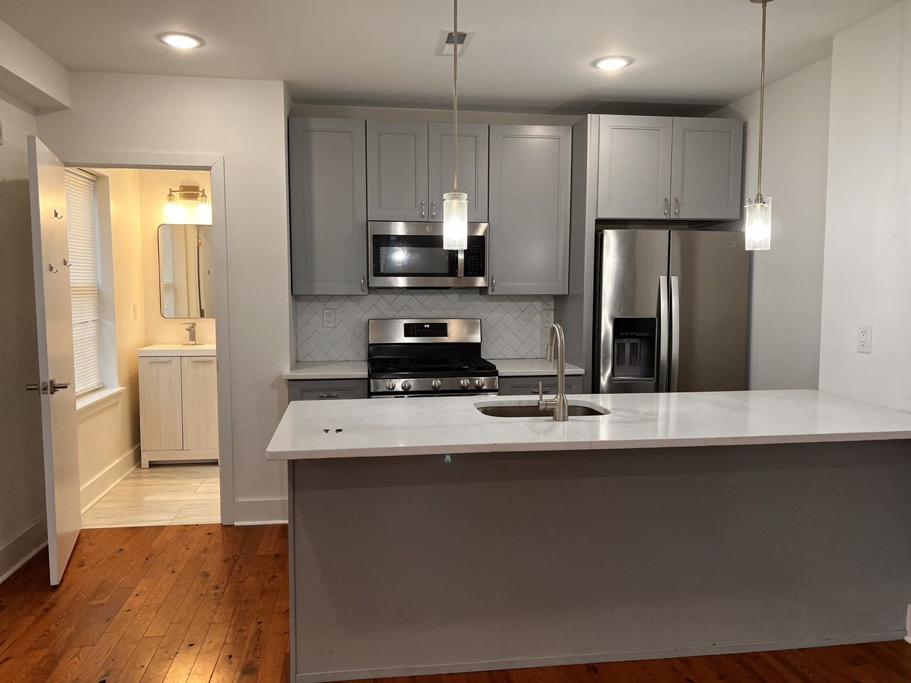 1100 S 27th St #3F - Photo 2 of 16