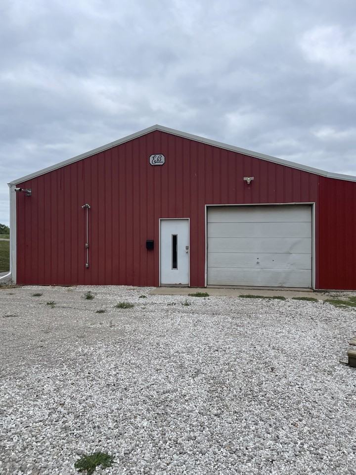 1204 W Lake Shore Dr #NA - Photo 4 of 20