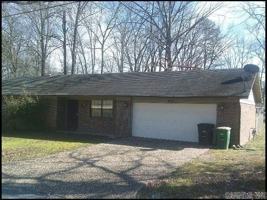 featured image of 400 Maxine Ave