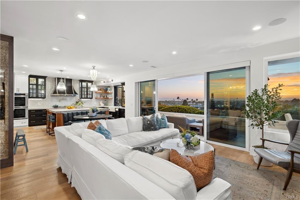 807 Aleppo St - Photo 2 of 8