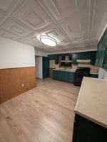 featured image of 46 N Meade St