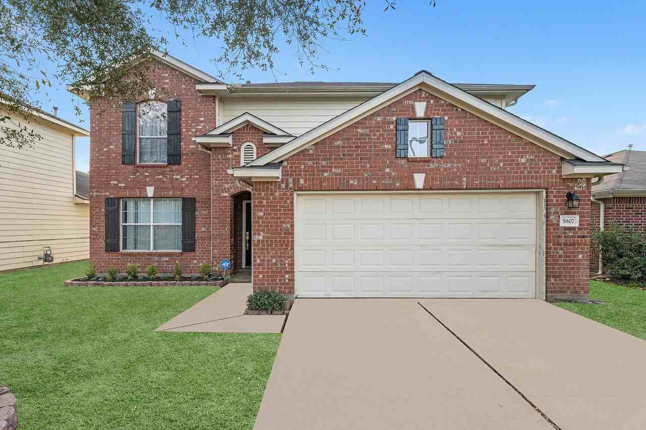 5807 Linksman Ln - Photo 3 of 28