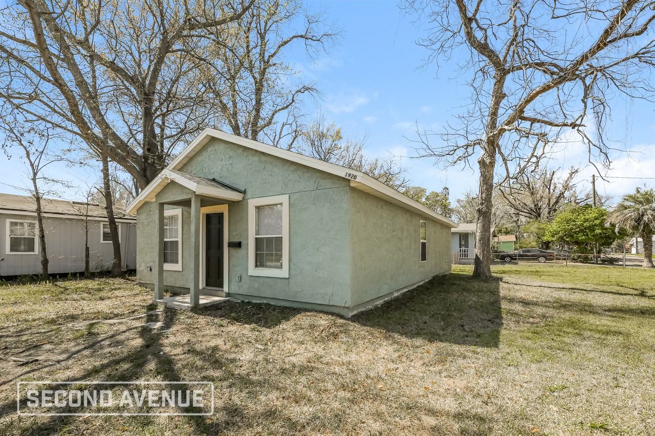 1920 Mcmillan St - Photo 2 of 28