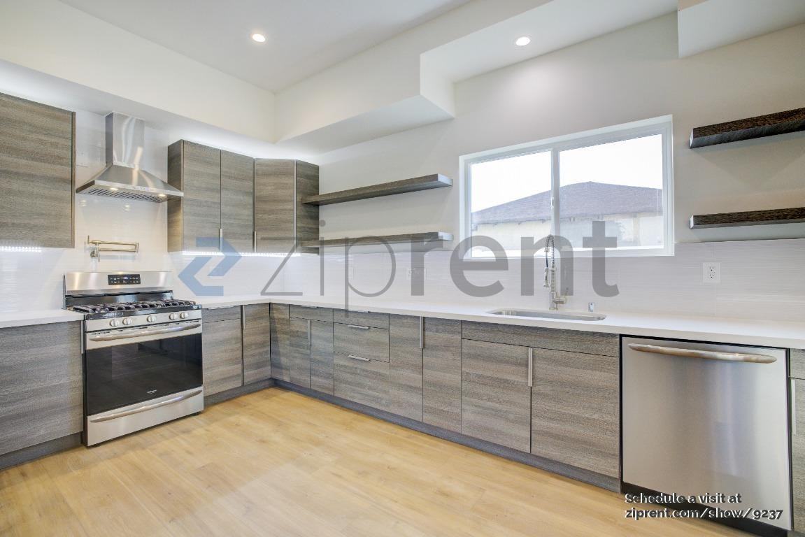 5637 1/2 Riverton Ave #5637-1-2 - Photo 4 of 21