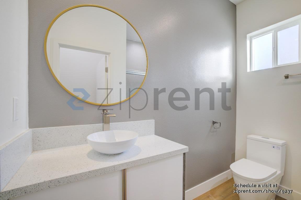 5637 1/2 Riverton Ave #5637-1-2 - Photo 6 of 21