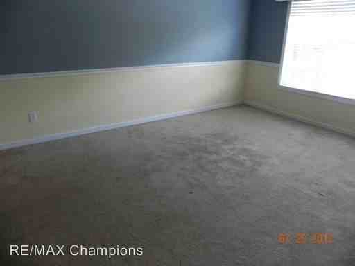2301 16th Pl #21-16th230 - Photo 2 of 16