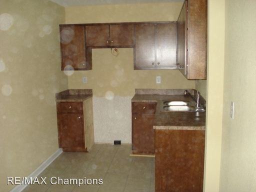 1311 A & B 17th Ave - Photo 3 of 12