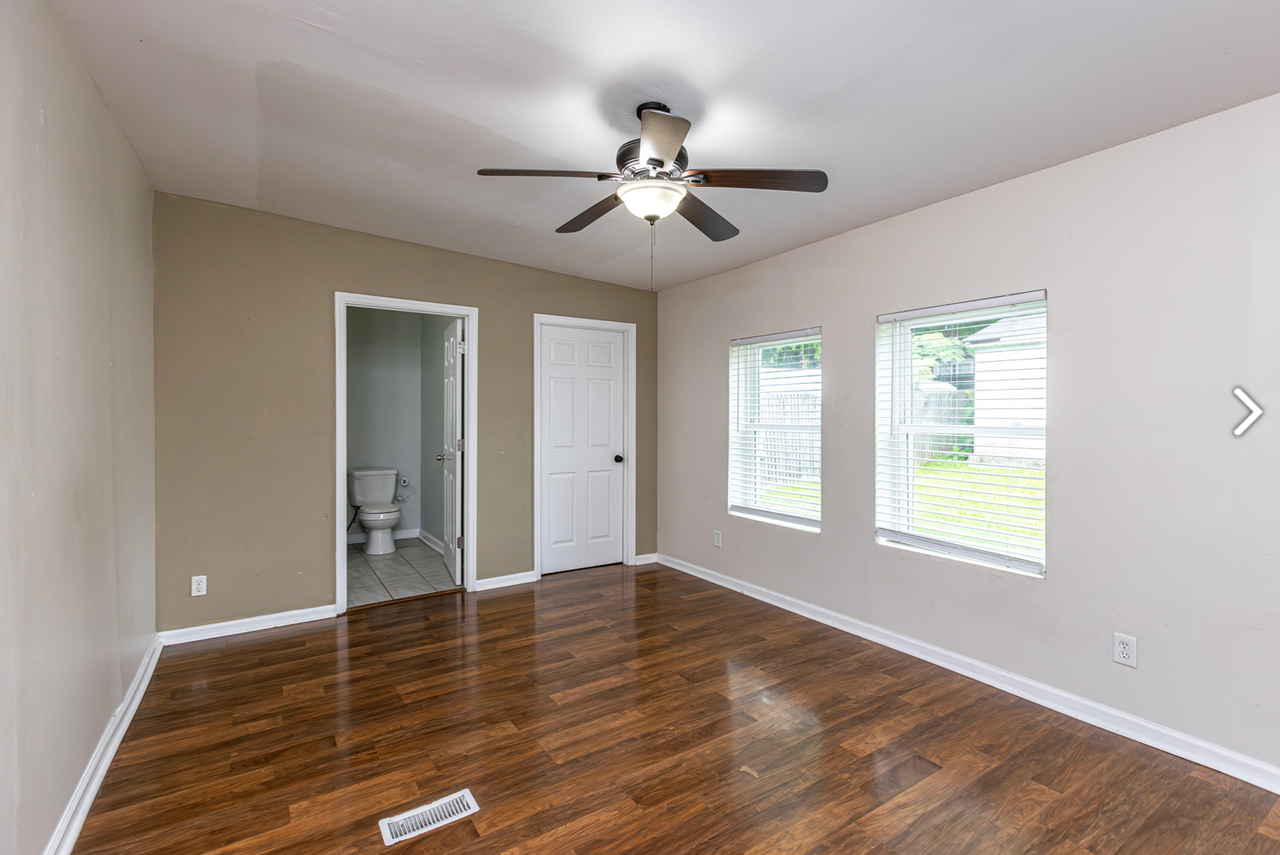 601 Addison Avenue - Photo 4 of 8