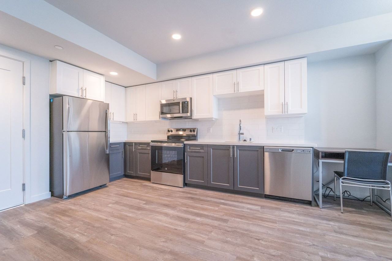 Berkeley's NEWEST Secret Retreat! Experience The Lair! Deluxe Furnished Brand New Apartments! Near UC Berkeley! - Photo 5 of 42