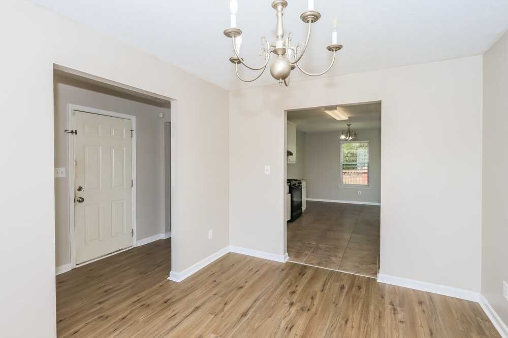 843 Shoals Ct - Photo 7 of 17