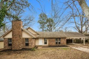 featured image of 4388 Hunt Cliff Trce