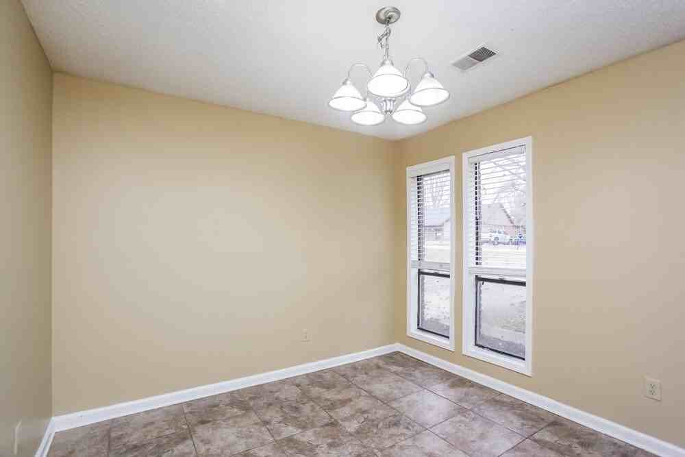 4388 Hunt Cliff Trce - Photo 5 of 16