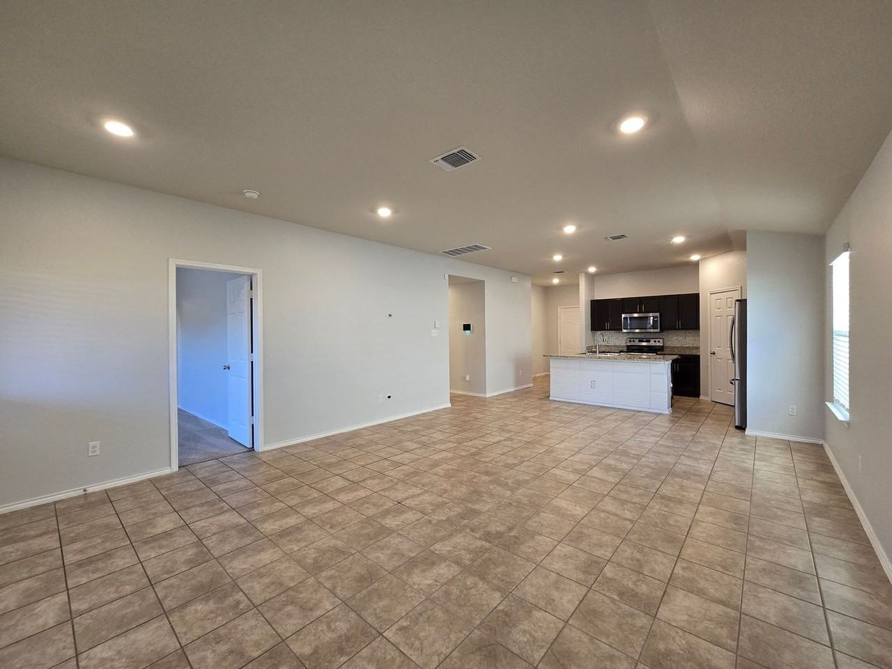 6009 Sally Ride Ln - Photo 7 of 21